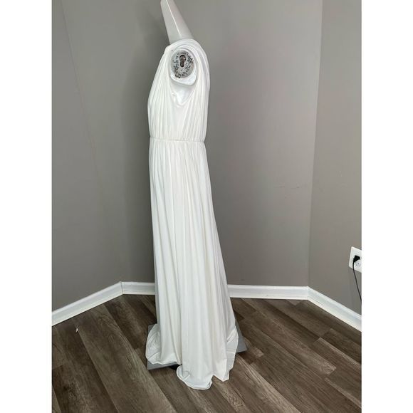 NWT Halston Michaela Shirred Gown Size 2 $495 - Picture 7 of 10
